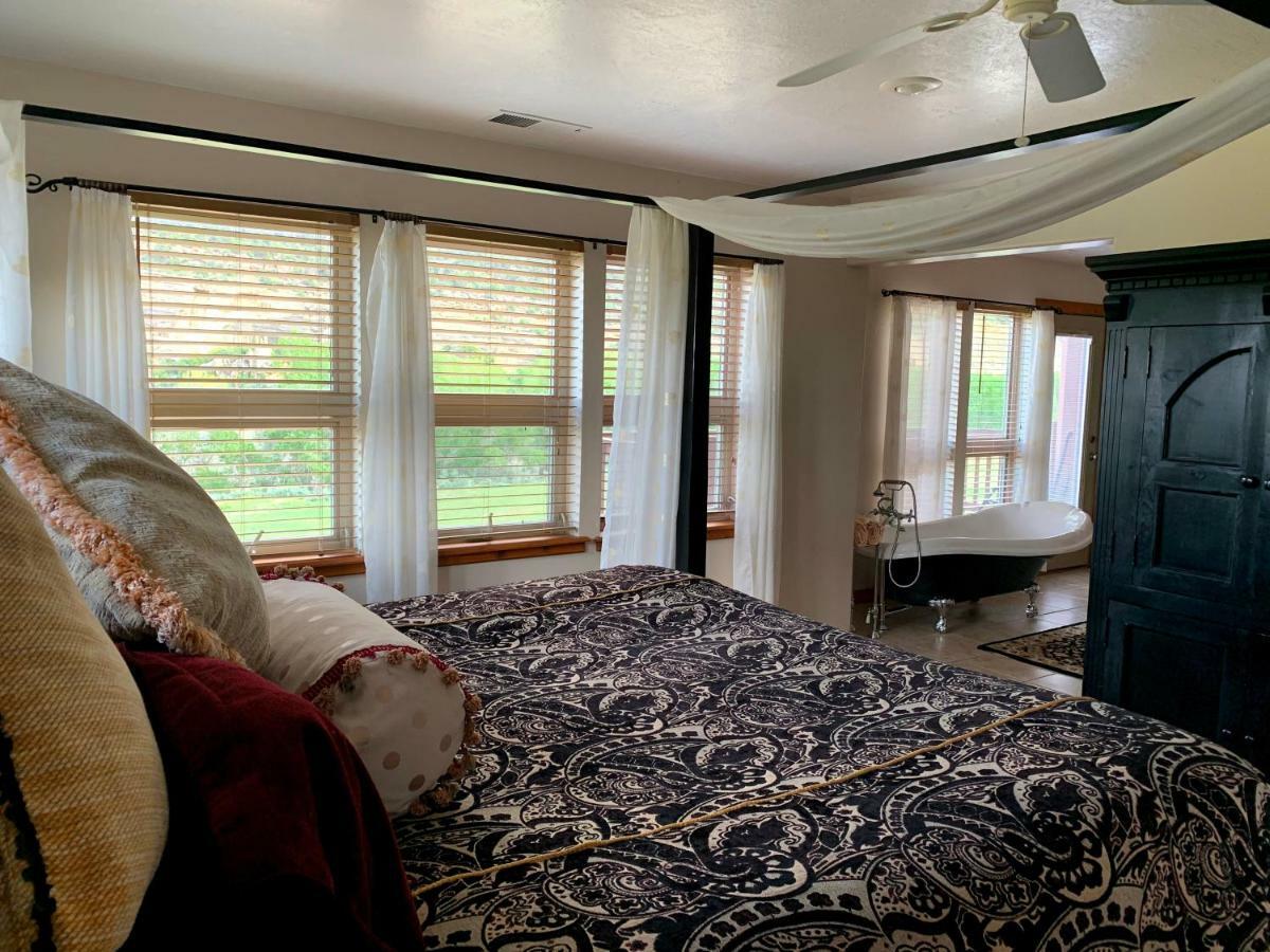 Slot Canyons Inn Bed & Breakfast Escalante Esterno foto